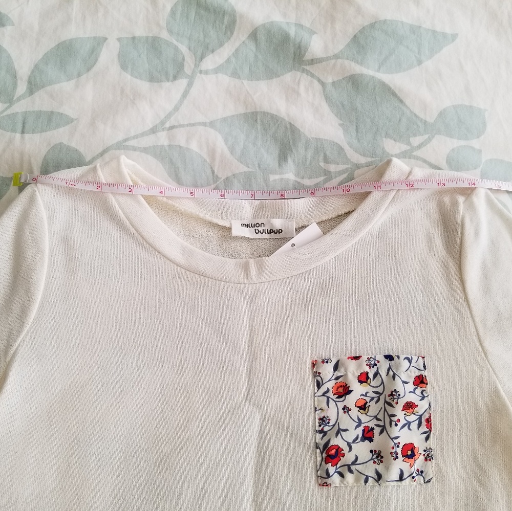 Million Bullpup Flower Flutter Sweater - Picture 3 of 8